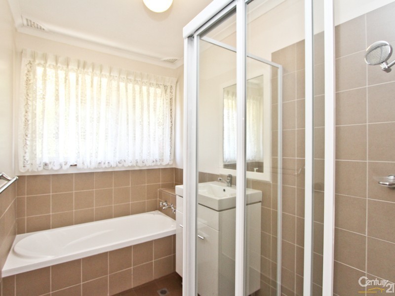 32 Murray Street, Eleebana NSW 2282