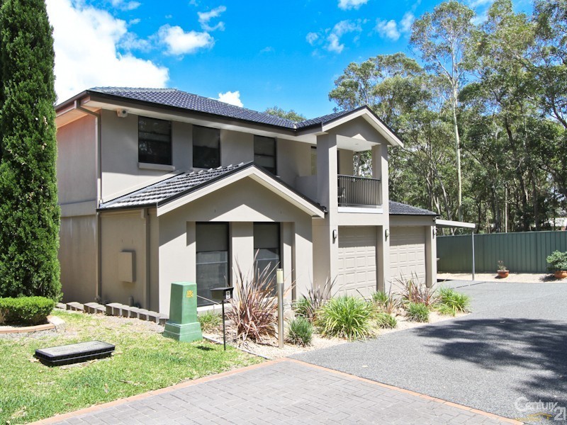 9 Captains Cove, Valentine NSW 2280
