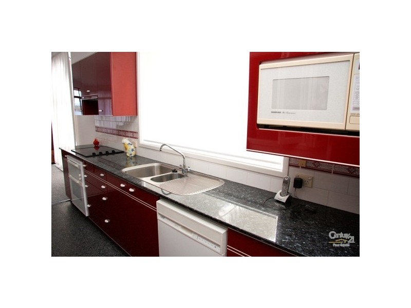 85 Dilkera Avenue, Valentine NSW 2280