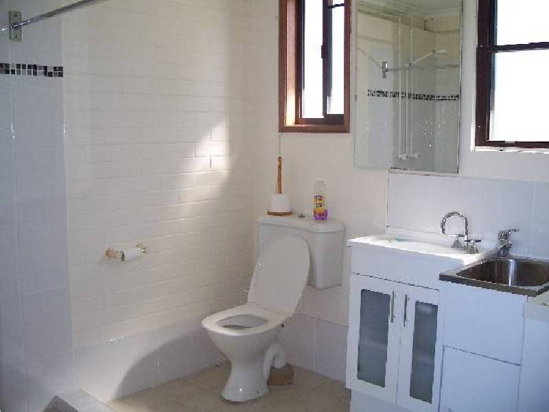 15 Ocean Street, Redhead NSW 2290