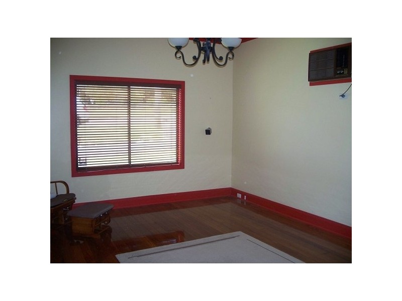 4 Speers Street, Speers Point NSW 2284