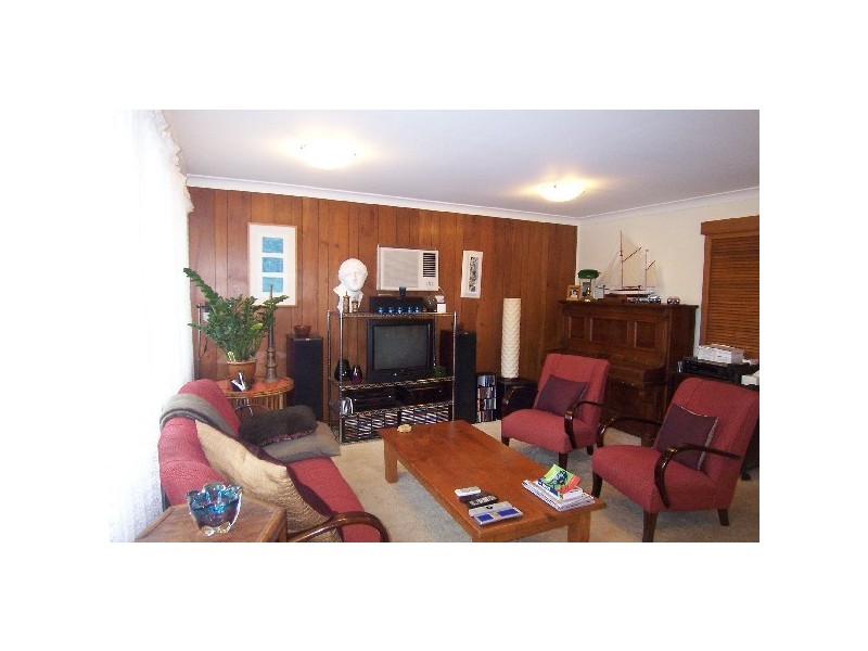 39 Lindsay Avenue, Valentine NSW 2280