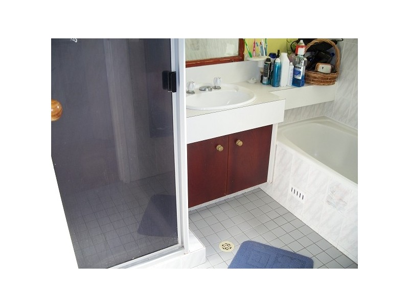 13 Wyndrow Parade, Maryland NSW 2287