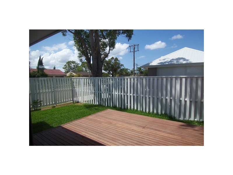 2B Lake Street, Warners Bay NSW 2282