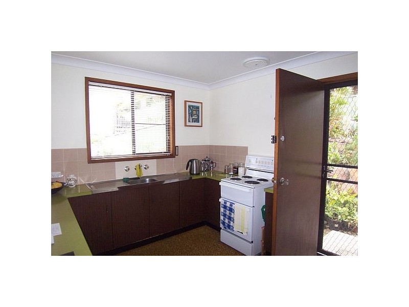 39 Lindsay Avenue, Valentine NSW 2280