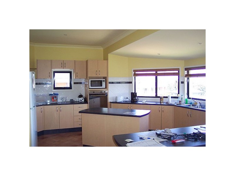 1 Espirit Close, Eleebana NSW 2282