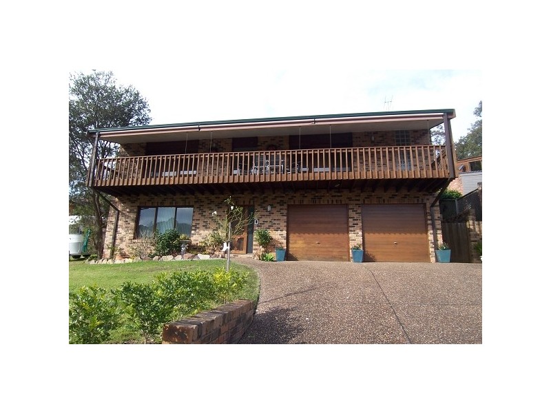 13 Yerambla Close, Eleebana NSW 2282