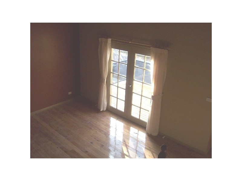 89 East Street, Warners Bay NSW 2282