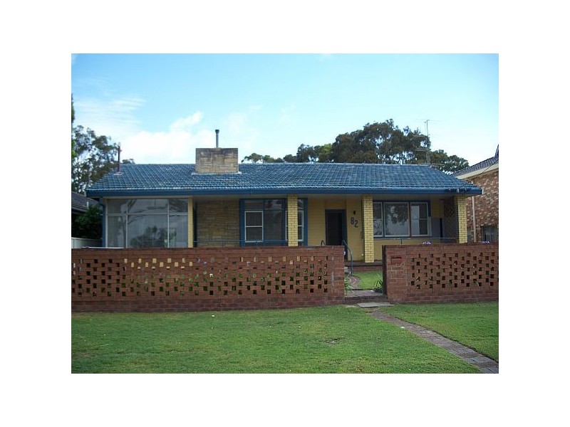 82 Andrew Road, Valentine NSW 2280