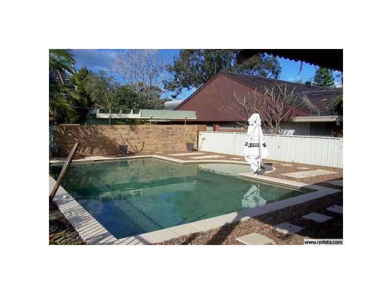 82 Andrew Road, Valentine NSW 2280