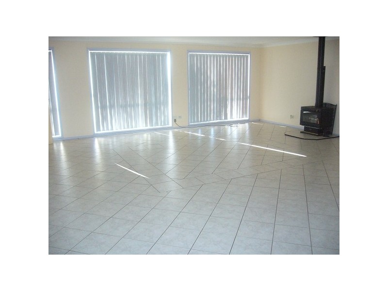 12 Kingfisher Close, Tingira Heights NSW 2290