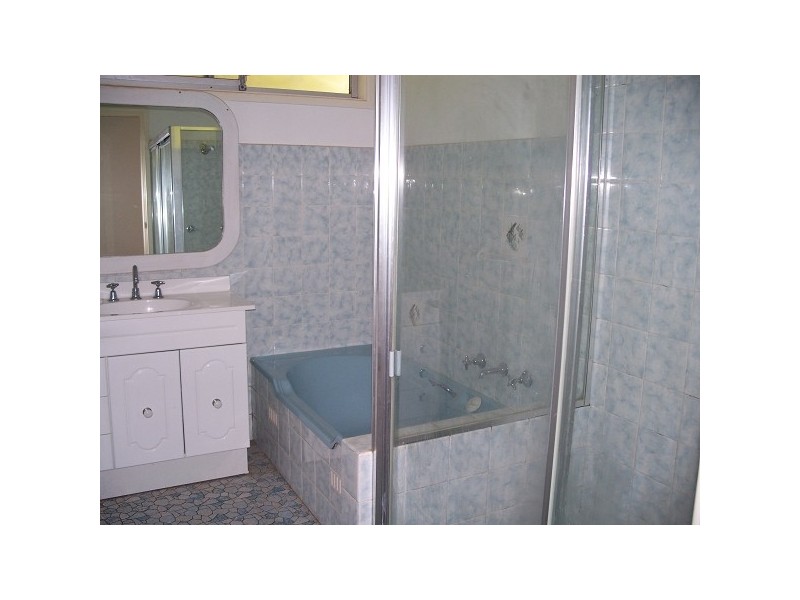 12 Wendy Street, Cardiff NSW 2285