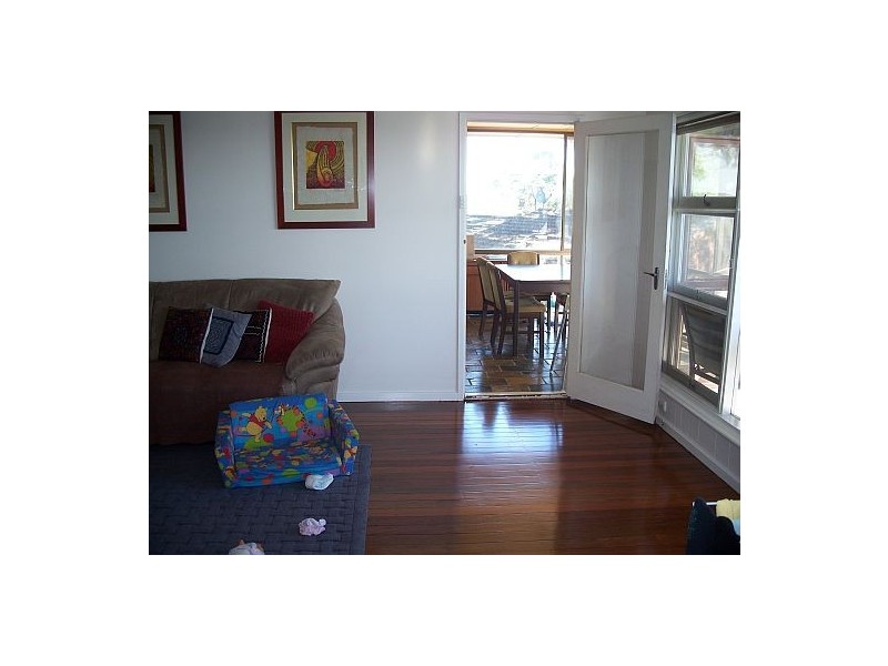 31 Frederick Street, Valentine NSW 2280