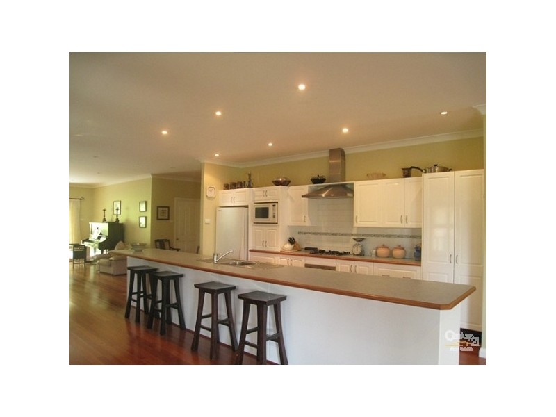 9 Cardale Road, Macquarie Hills NSW 2285