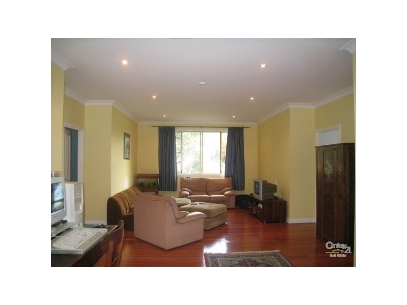 9 Cardale Road, Macquarie Hills NSW 2285