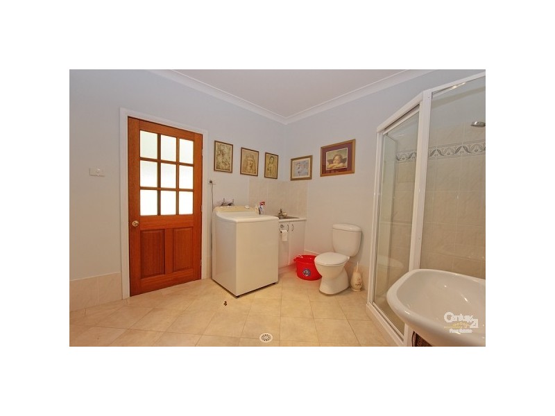 9 Cardale Road, Macquarie Hills NSW 2285