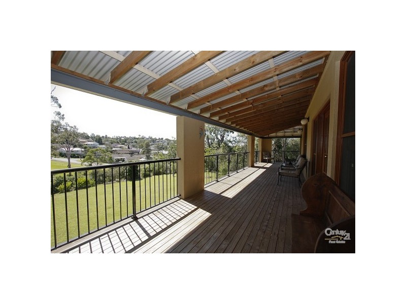 9 Cardale Road, Macquarie Hills NSW 2285