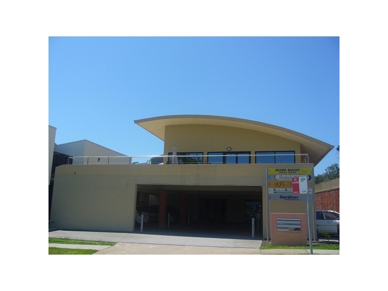 4, 70 DILKERA AVENUE, Valentine NSW 2280