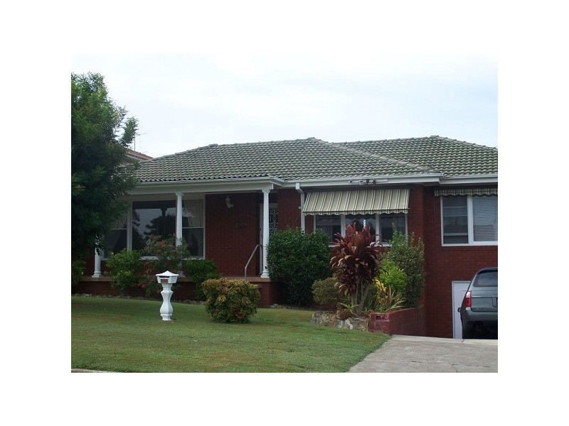 52 Andrew Road, Valentine NSW 2280