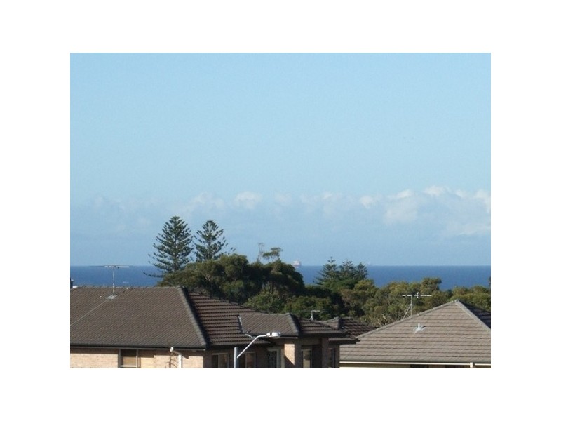 58 Geraldton Drive, Redhead NSW 2290