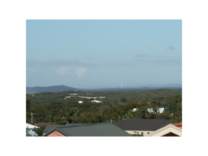 58 Geraldton Drive, Redhead NSW 2290