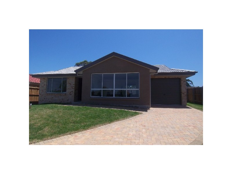 5 Melody Lane, Mount Hutton NSW 2290