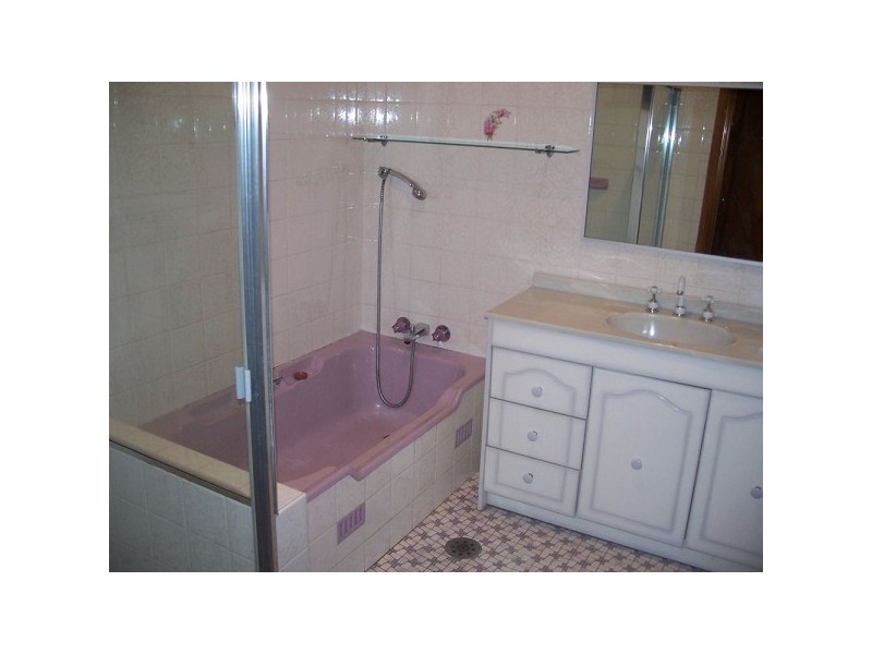 4 Muriel Street, Adamstown Heights NSW 2289