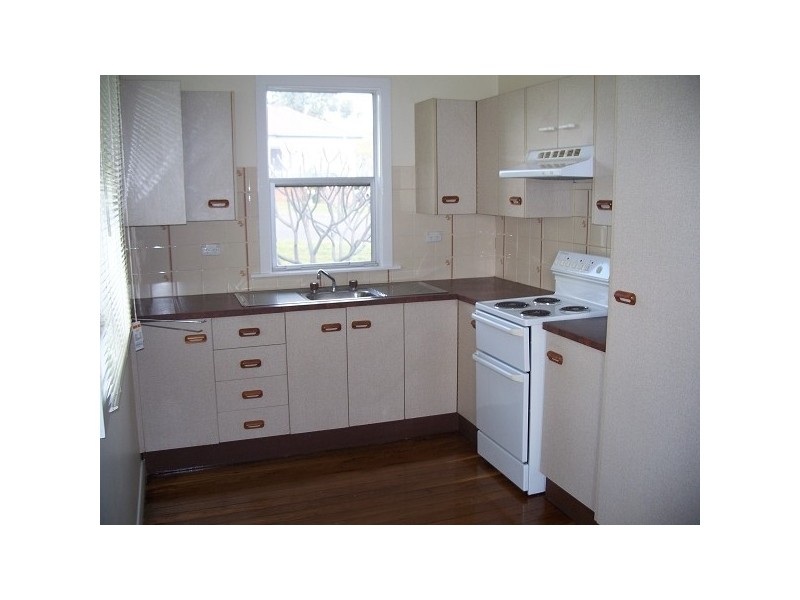 1 Eighth Street, Speers Point NSW 2284