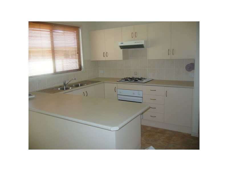 10 Kariwara Street, Maryland NSW 2287