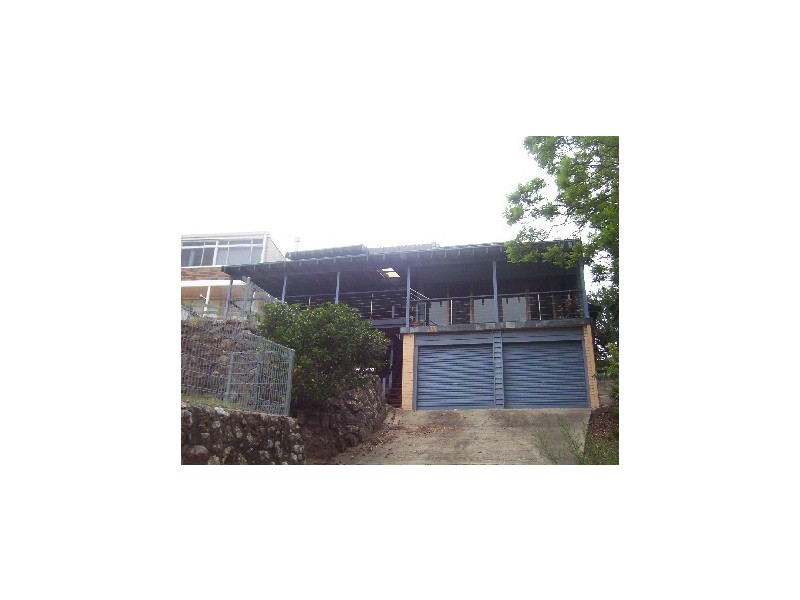 5 Eleebana Road, Eleebana NSW 2282