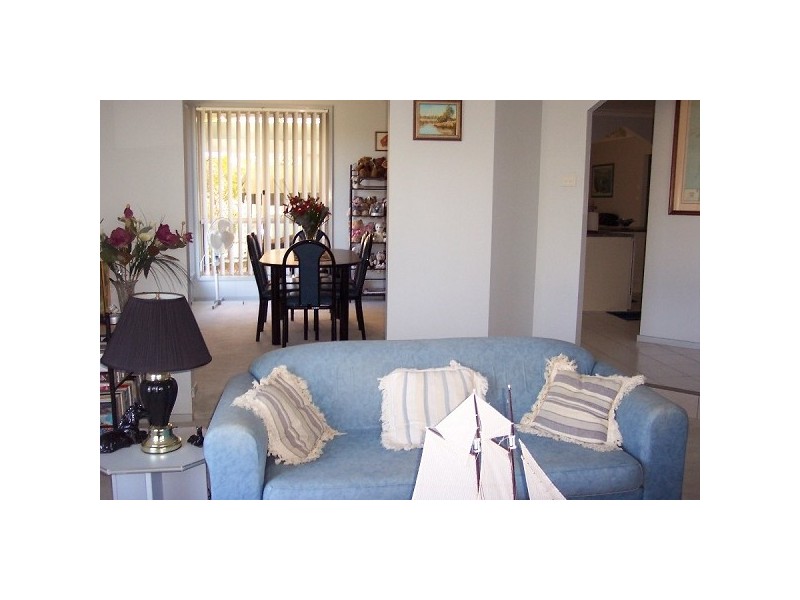 2 Agincourt Crescent, Valentine NSW 2280