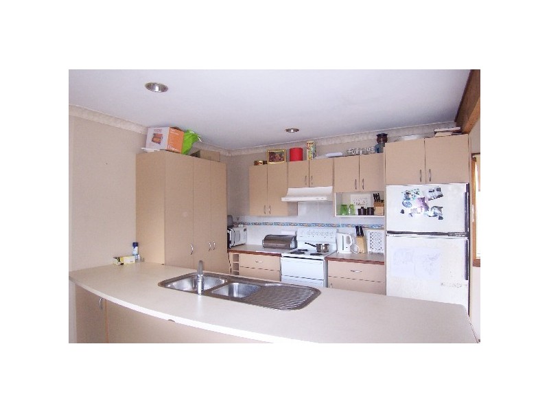 44 Kestrel Avenue, Mount Hutton NSW 2290