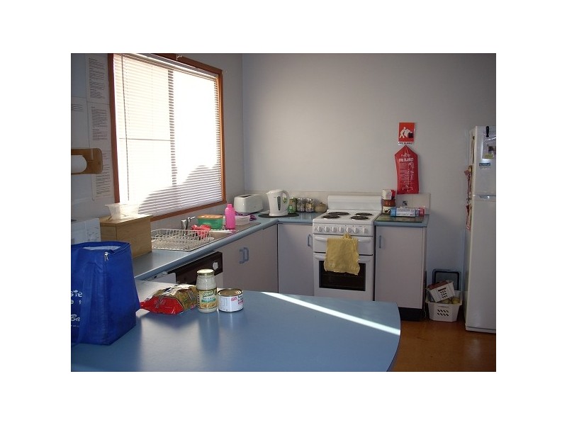 2 Janice Street, Warners Bay NSW 2282