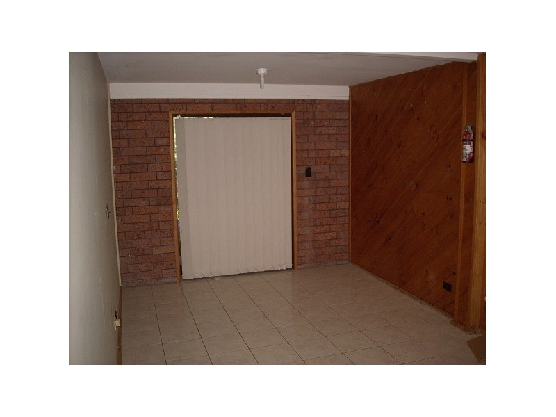 7 Abney Close, Eleebana NSW 2282