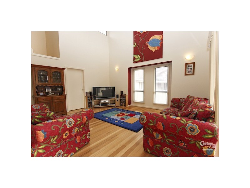 7 Pandorea Way, Valentine NSW 2280