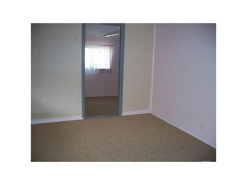 2 Andrew Street, Warners Bay NSW 2282