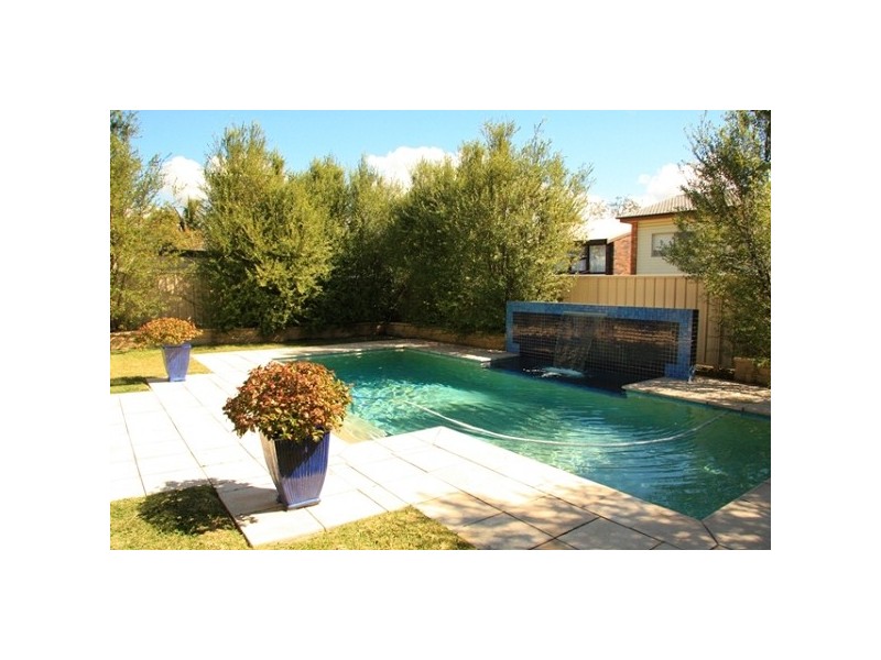 5 Victor Avenue, Valentine NSW 2280