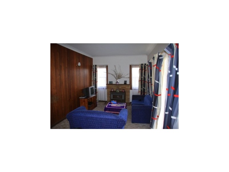 24 Warners Bay Road, Warners Bay NSW 2282