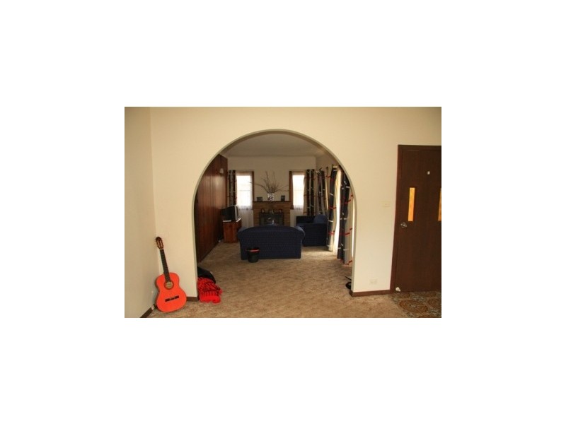 24 Warners Bay Road, Warners Bay NSW 2282