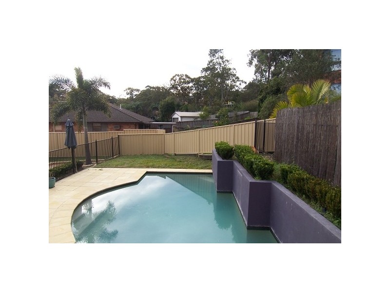 13 Yerambla Close, Eleebana NSW 2282