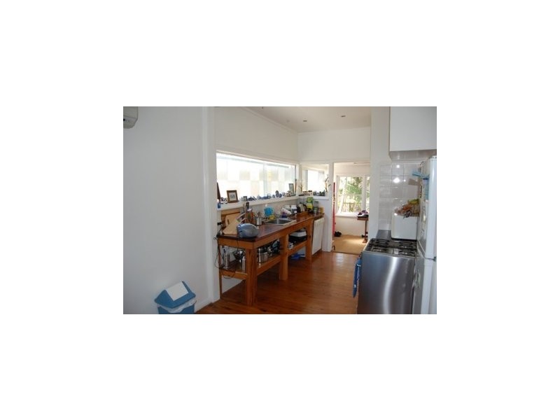 82 Andrew Road, Valentine NSW 2280