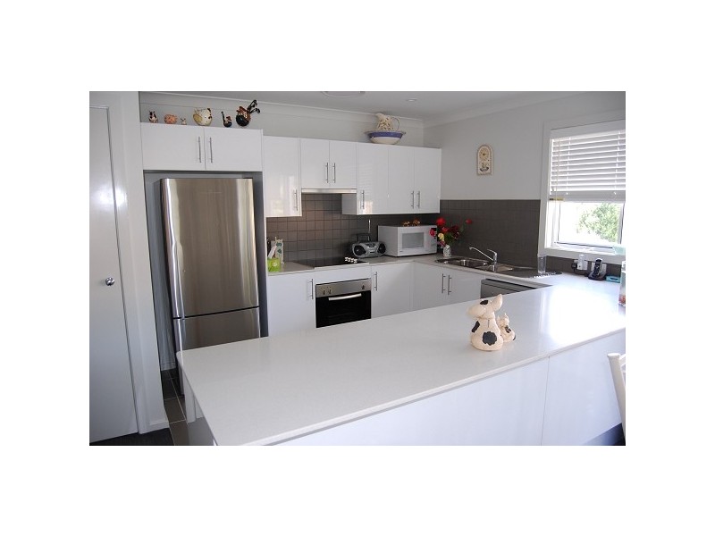 1/12 Berringar Road, Valentine NSW 2280