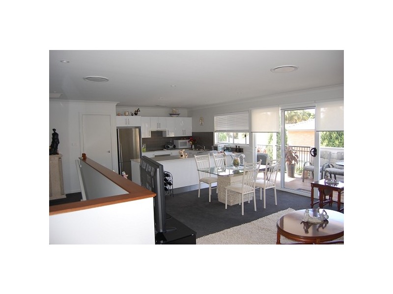 1/12 Berringar Road, Valentine NSW 2280