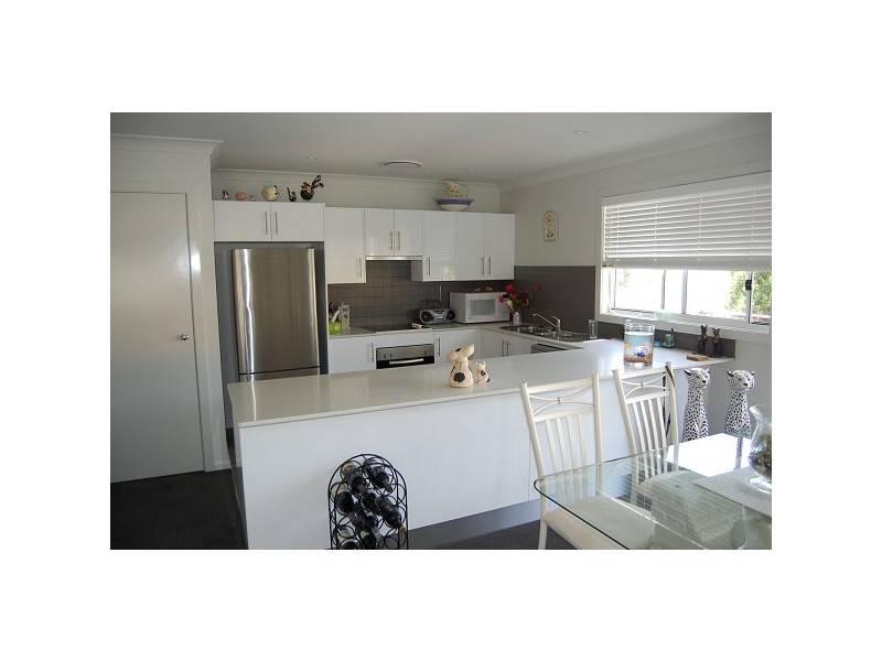 1/12 Berringar Road, Valentine NSW 2280