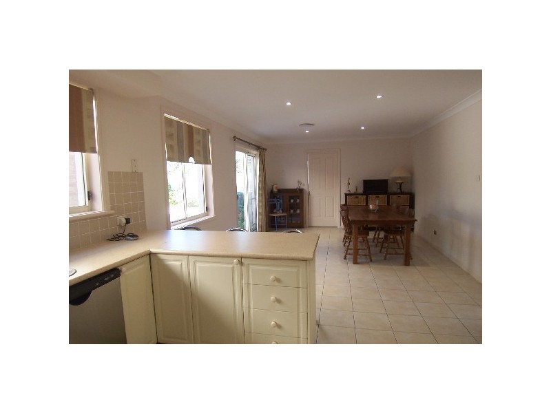 6 Dilkera Avenue, Valentine NSW 2280