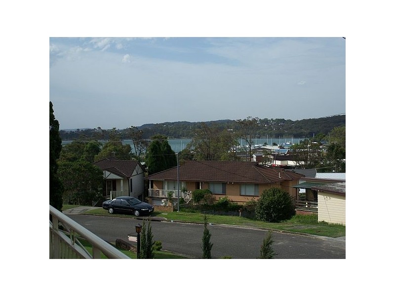 68 Christopher Avenue, Valentine NSW 2280