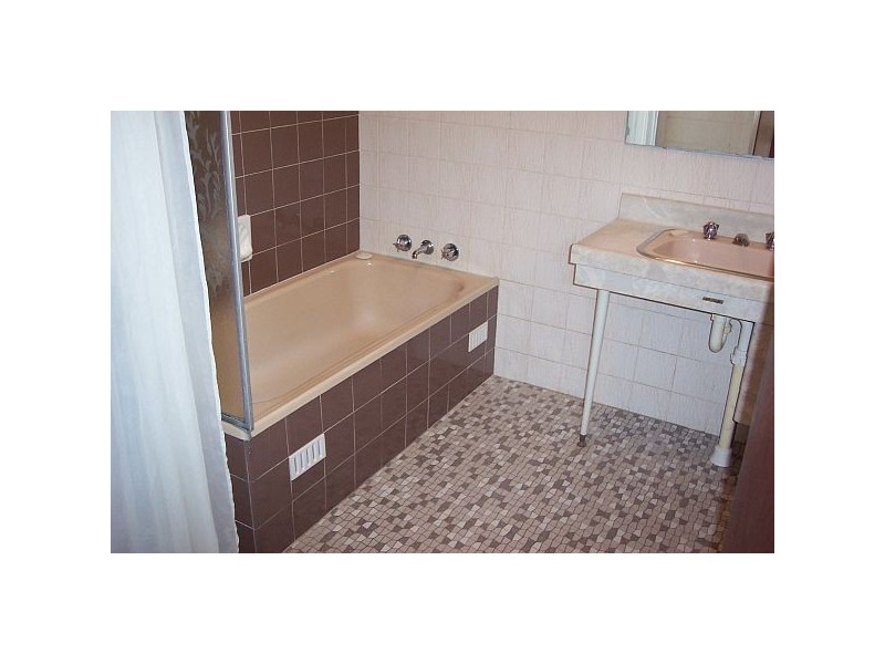 10 Minter Street, Valentine NSW 2280