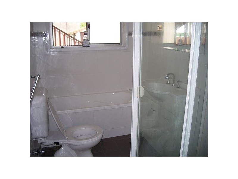 22 Campbell Street, Warners Bay NSW 2282