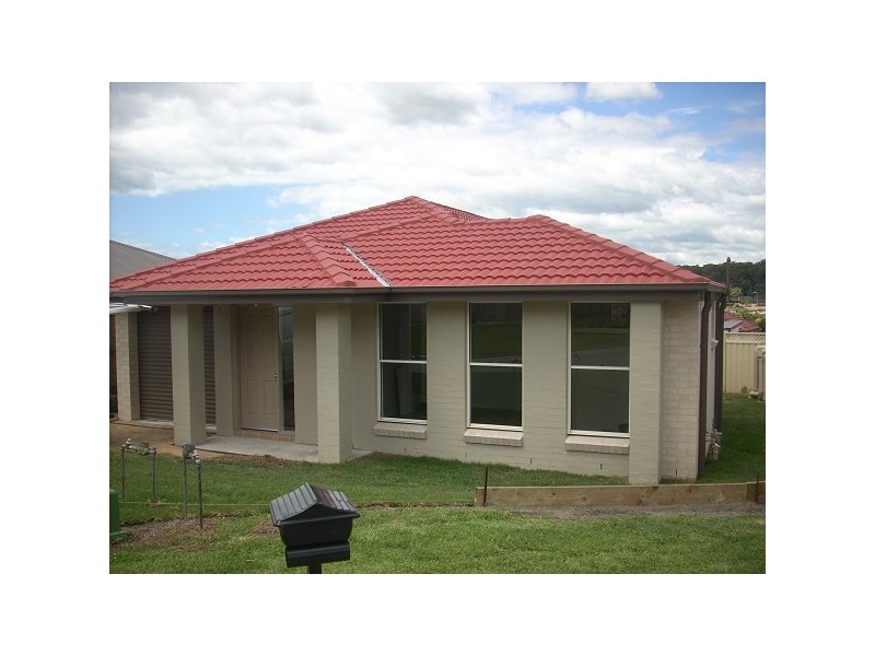 7 Harmony Crescent, Mount Hutton NSW 2290