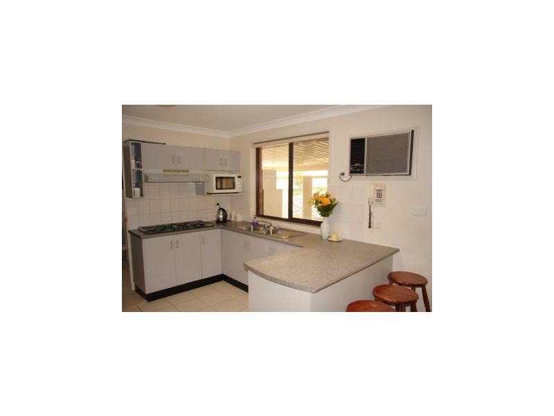 15 Rydal Road, Lakelands NSW 2282